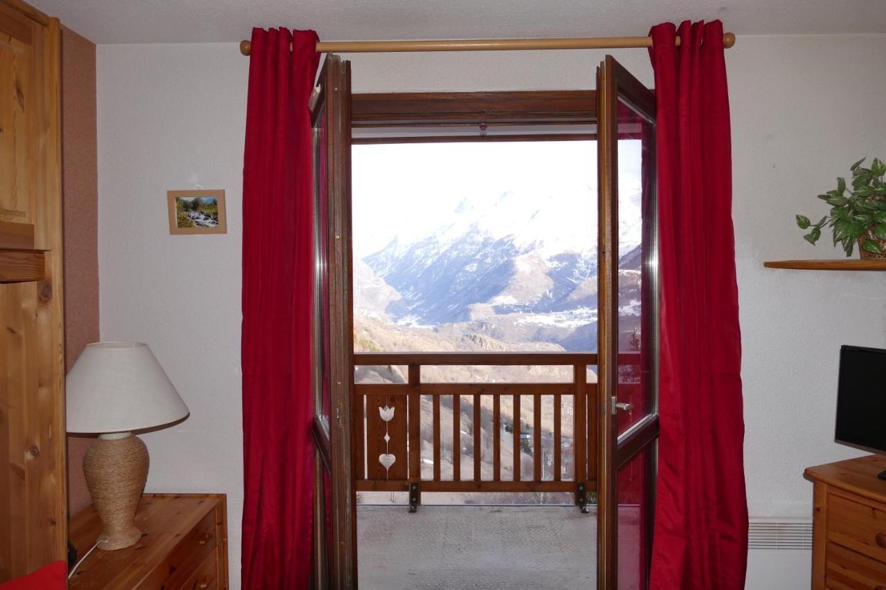 Studio coin montagne à Auris en Oisans avec vue magnifique Extérieur photo