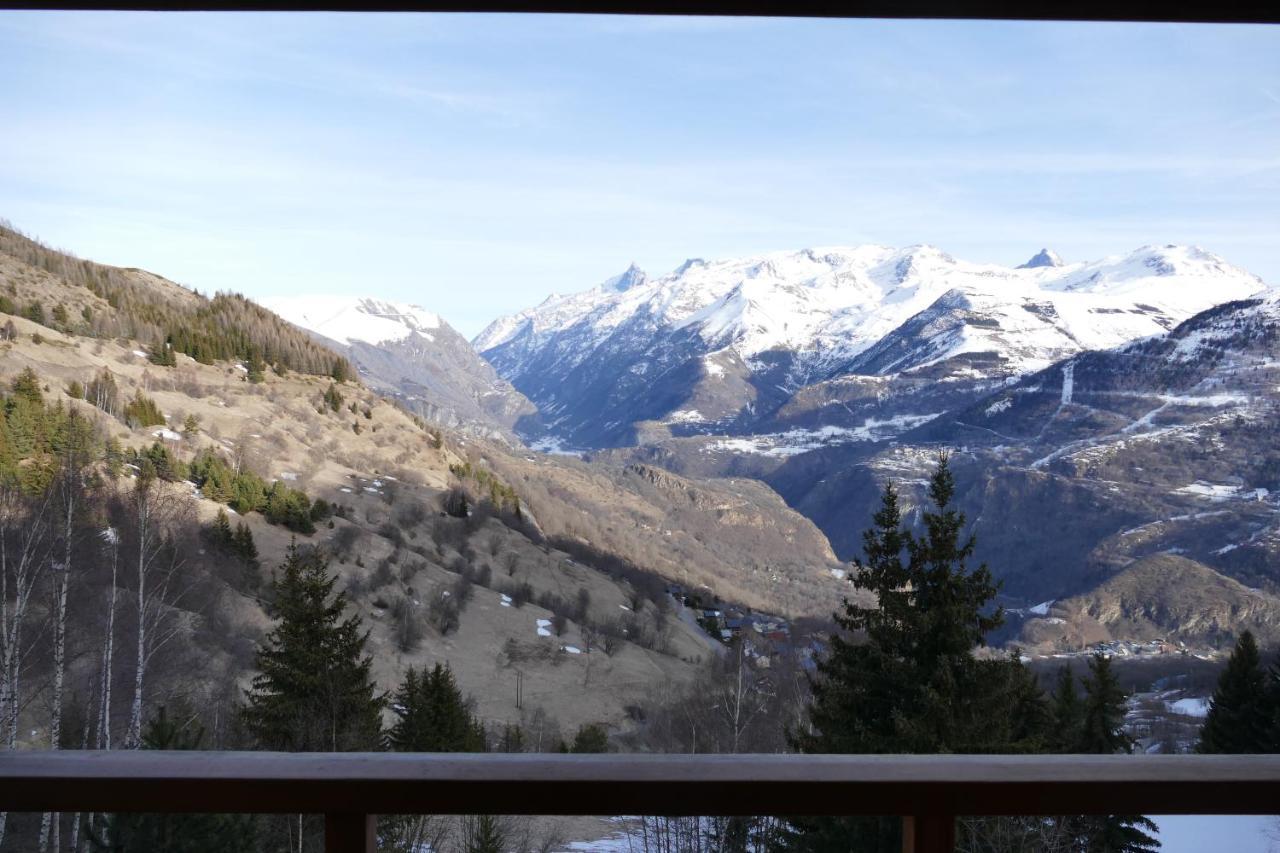 Studio coin montagne à Auris en Oisans avec vue magnifique Extérieur photo