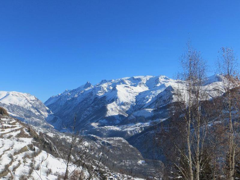 Studio coin montagne à Auris en Oisans avec vue magnifique Extérieur photo