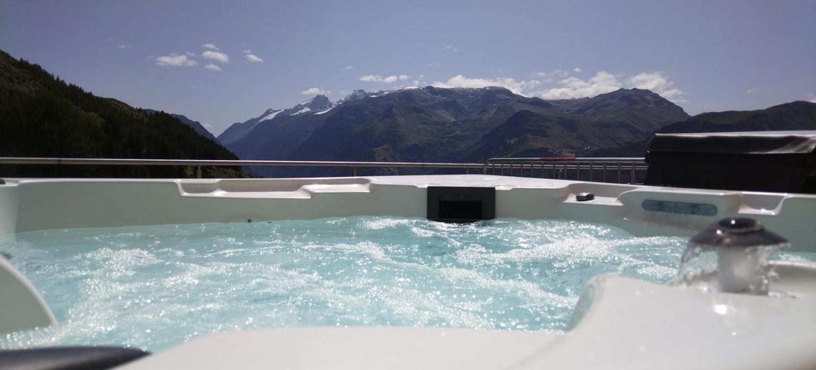 Studio coin montagne à Auris en Oisans avec vue magnifique Extérieur photo